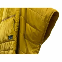 Therm-a-Rest Honcho Poncho -NRS shop 11418 thermarest honchoponcho wheat snap rsz 47077.1646767912