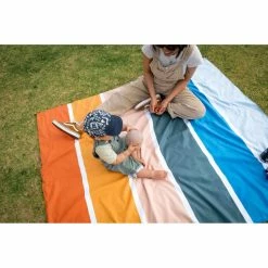 Nomadix Festival Blanket 14 Nomadix Festival Blanket -NRS shop DSC04280 rsz 88159.1660002764