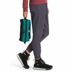 The North Face Base Camp Travel Canister - Large -NRS shop NF0A52TF XRX modelback rsz 33973.1656092345