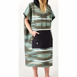 Nomadix Changing Poncho - X-Small -NRS shop XS s73 Delta GCP UNTA 108 4306 MR rsz 72793.1660066633