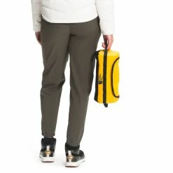 The North Face Base Camp Travel Canister - Large -NRS shop nf0a52tf zu3 modelback rsz 36432.1656092344