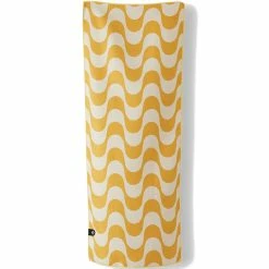 Nomadix Mini Towel 16 Nomadix Mini Towel -NRS shop nomadix da copa 101 mini towel front 69bd6cc8 2961 4e1a ae03 d163270e115a rsz 97328.1659998541