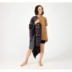 Nomadix Original Towel 29 Nomadix Original Towel -NRS shop nomadix nm afri 101 original towel on model 1 rsz 80481.1661463649